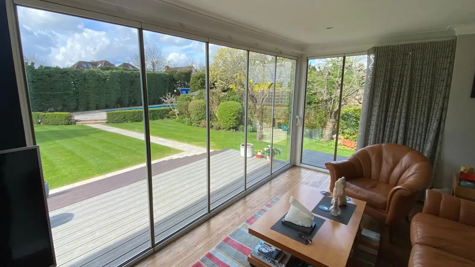 Glass slim frame patio doors