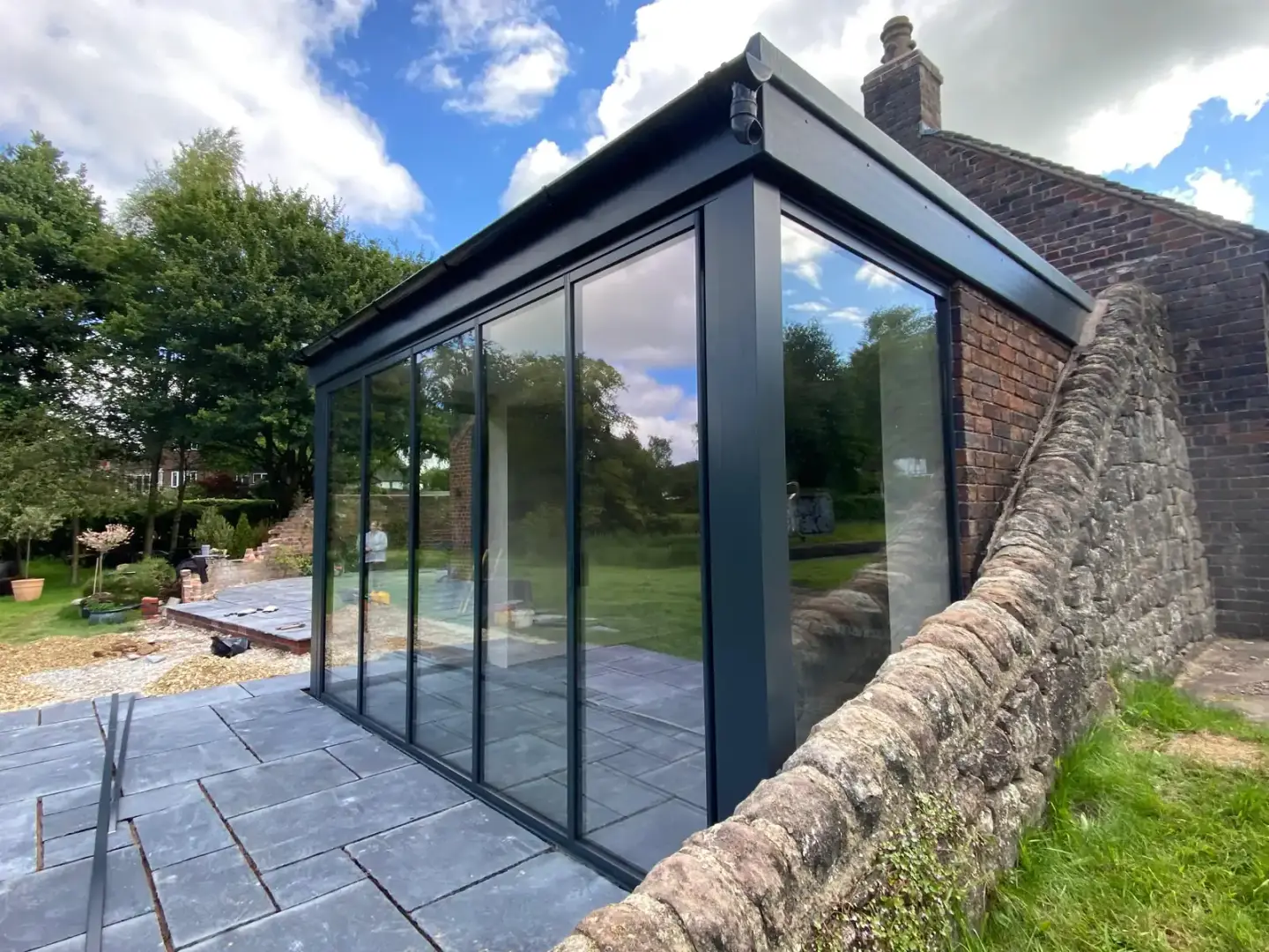 aluminium concertina doors